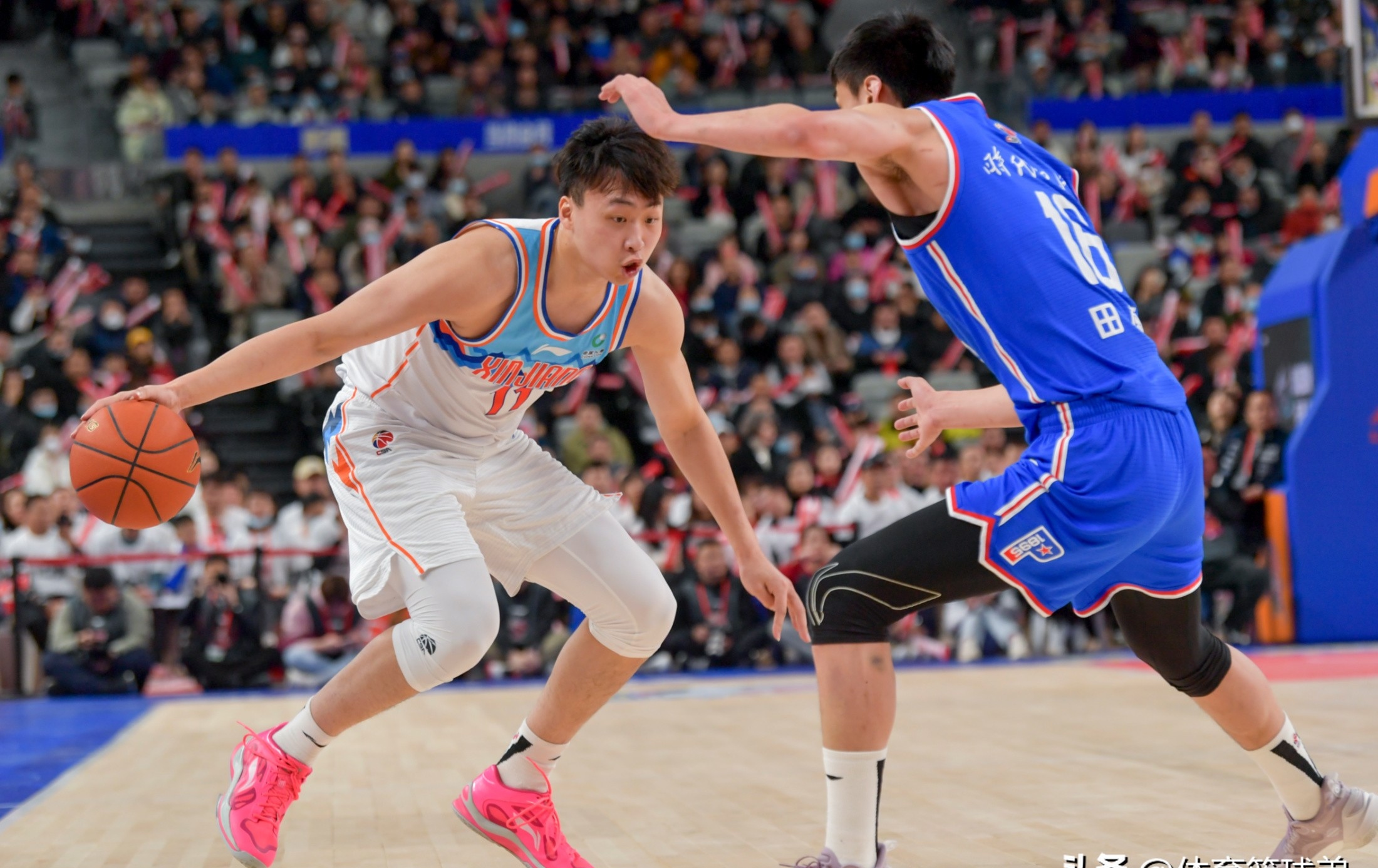 清晨体能课后；新疆广汇防线松动备战CBA季后赛；气氛紧张；控场能力受关注的简单介绍米兰app